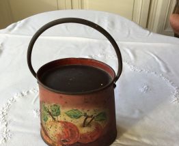 Boîte en métal confiture 