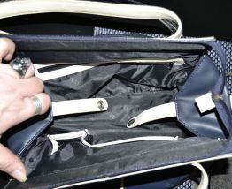 sac à main vintage en vinyl