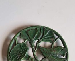 ancien dessous de plat en fonte style art nouveau vert