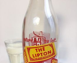 bouteille de lait publicitaire "thé lipton" 1950   