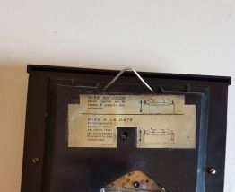 pendule Jaz vintage skai noir avec affichage date