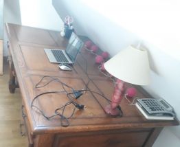 GRAND BUREAU EN CHÊNE MASSIF 