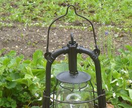 lampe  a  petrole  ancienne  , électrifiée