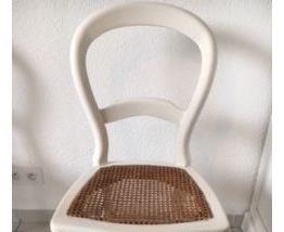 5 chaises cannées "Campagne Chic" en bois patiné