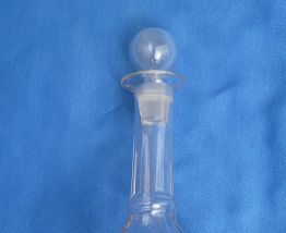 carafe ancienne   en verre
