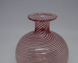 Vase verre de murano comme neuf 