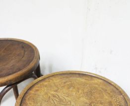 Tabourets vintage anciens Thonet