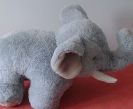 Peluche:Eéléphant gris