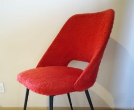 Chaise cocktail moumoute rouge