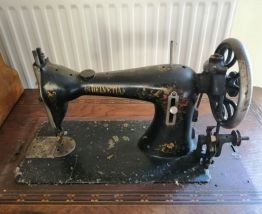 Machine à coudre Helvetia