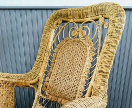 Rocking-chair rotin vintage 