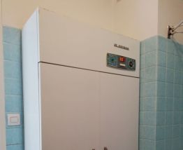 Armoire métallique séchante des années 70