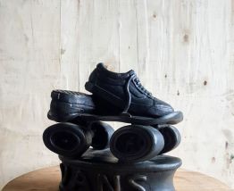 Sculpture déco VANS - display vitrine