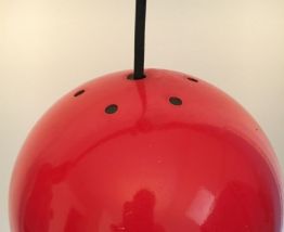 Suspension vintage globe en métal rouge