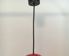 Suspension vintage globe en métal rouge