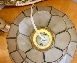 SUSPENSION EN NACRE ET LAITON BICOLORE