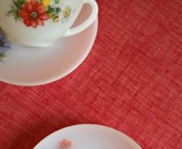 2 TASSES A THE + SOUCOUPES 