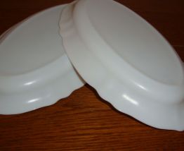 2 RAVIERS VINTAGE EN ARCOPAL  MODELE VERONICADECOR MYOSOTIS