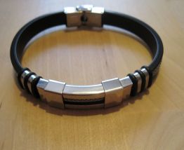 bracelet mixte homme femme  longueur 21.50cm état neuf 