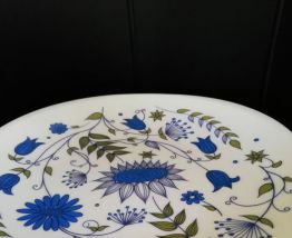 4 assiettes en plastique