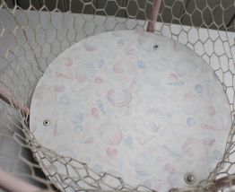 parc de poupée vintage rose