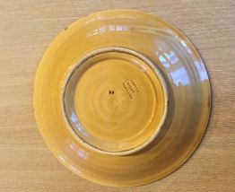 Coupe Poet Laval, décor fraises, barbotine, vintage