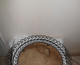 ancien miroir en fer forgé