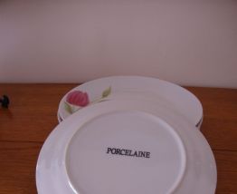 6 anciennes assiettes à dessert en porcelaine