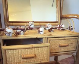 Coiffeuse vintage rotin 