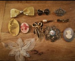 Lot broches vintage