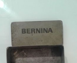 Boite metal BERNINA industriel