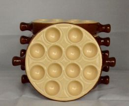 Lot de 6 poëlons à escargots Emile Henry signés