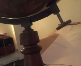 Globe Terrestre de Standing Girard-Barrère&amp;Thomas 1950s