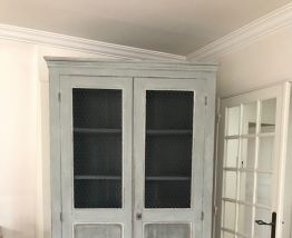 Armoire-Vaisselier patinée 