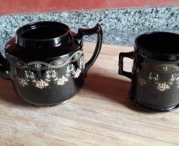 Théière signée Carland