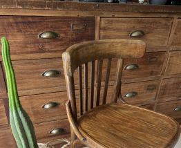Chaise bistrot vintage