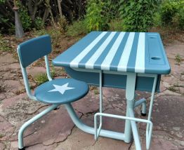 Bureau d'écolier vintage