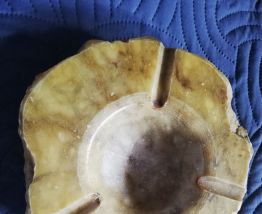 cendrier en albâtre