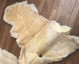 Tapis peau de mouton beige