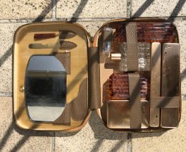 Trousse De Toilette Vintage 