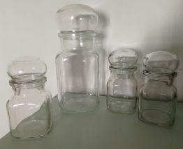 Lot de 4 flacons apothicaires