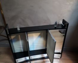 Armoire de toilette formica circa 60 a 70 legerement incurve