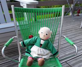 Chaise d'enfant vintage scoubidou vert et chrome