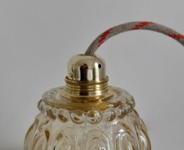 Suspension avec globe verre ambré