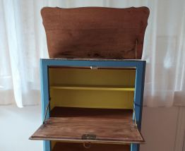 Secrétaire relooké