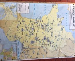 Carte scolaire ancienne 