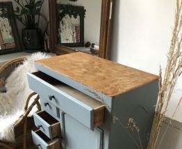 Buffet Parisien des années 50