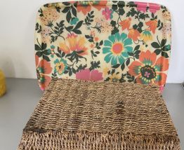 Panier en osier vintage 