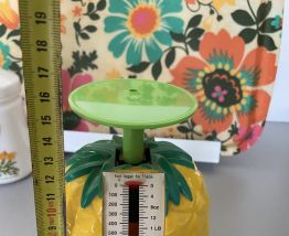 Balance ananas annee 70