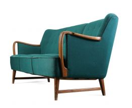 Canapé trois places Kurt Olsen avec un cadre en hêtre